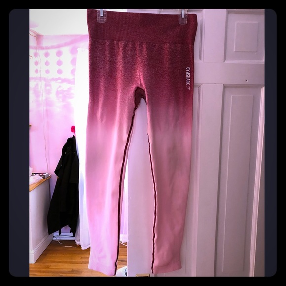Gymshark Pants - NWT Gymshark ombré seamless chalk pink/beet Medium